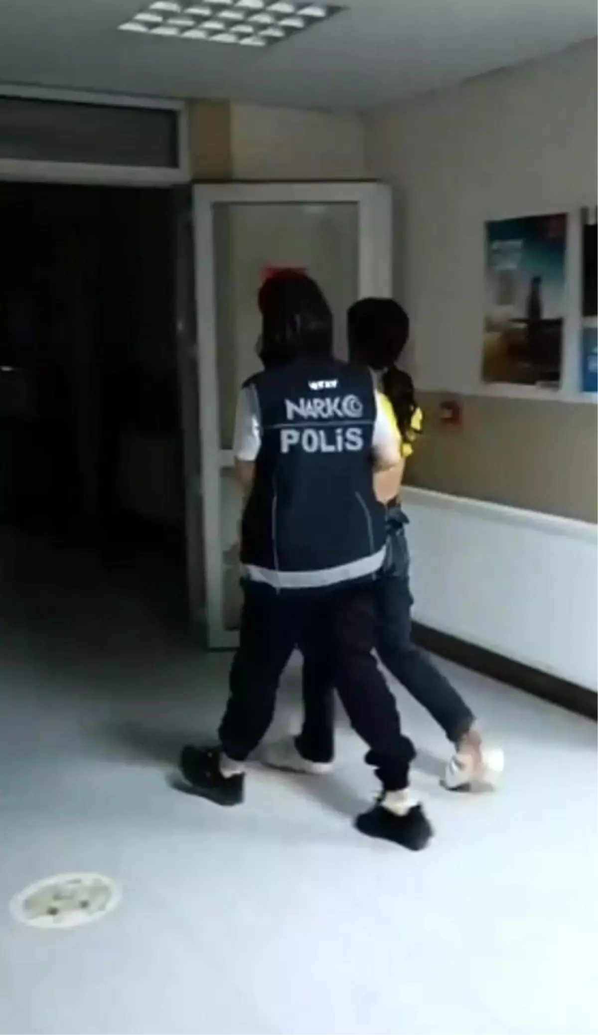 Antakya'da Uyuşturucu Suçundan Aranan İki Kişi Yakalandı