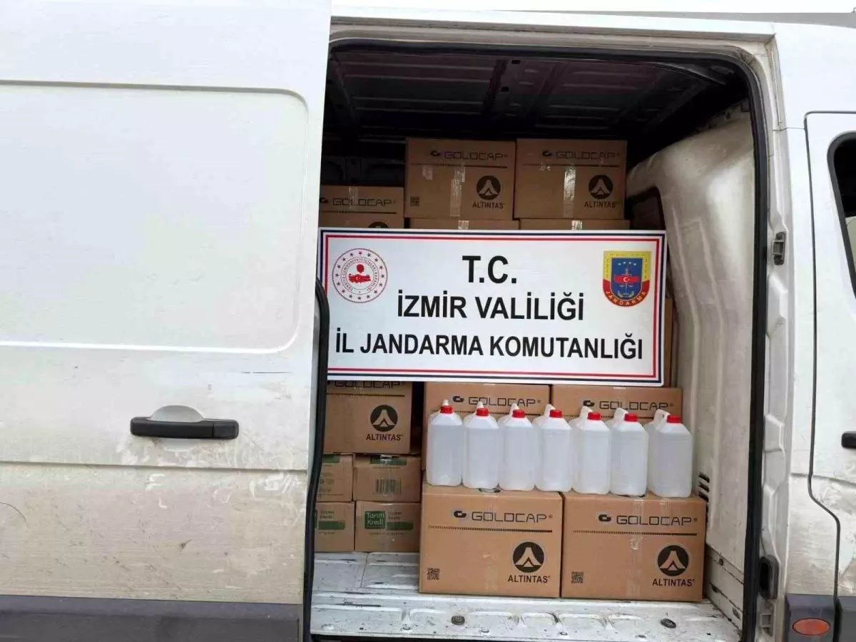 İzmir'de 1.030 Litre Sahte İçki Yapımında Kullanılan Etil Alkol Ele Geçirildi