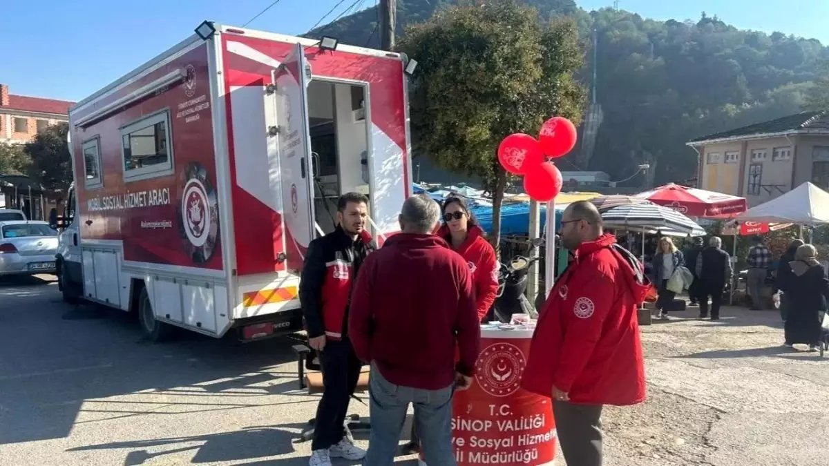 Mobil Sosyal Hizmet Aracı Ayancık'ta Hizmette