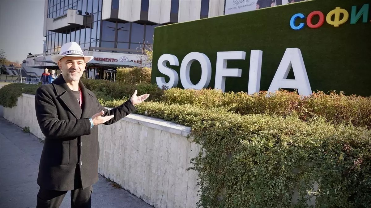 Murat Evgin, Bulgaristan'da Müzik Festivali'nde Hayranlarıyla Buluştu