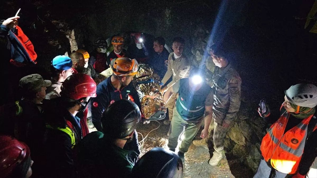 Kayıp 64 Yaşındaki Adam Menfezde Bulundu