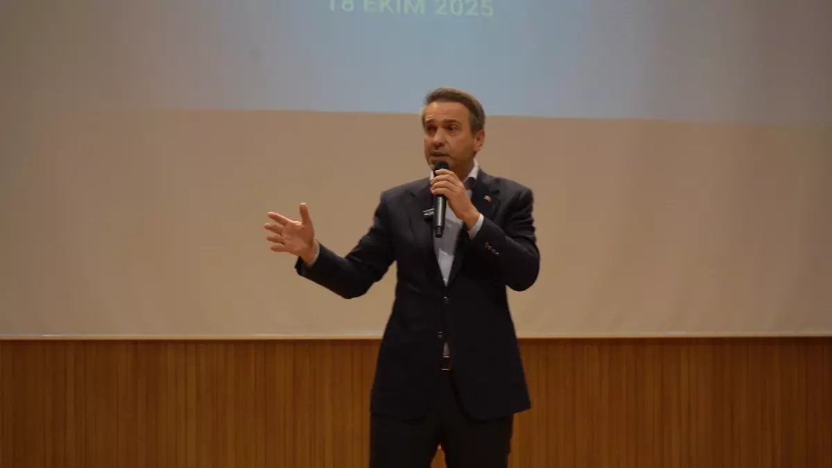 Bakan Bayraktar: Kendi petrolünü, doğal gazını üreten Türkiye, çok daha güçlü bir ülke olacak