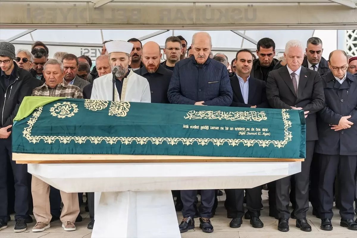 Prof. Dr. Saffet Tüzgen'in Eşi Huriye Tüzgen Son Yolculuğuna Uğurlandı