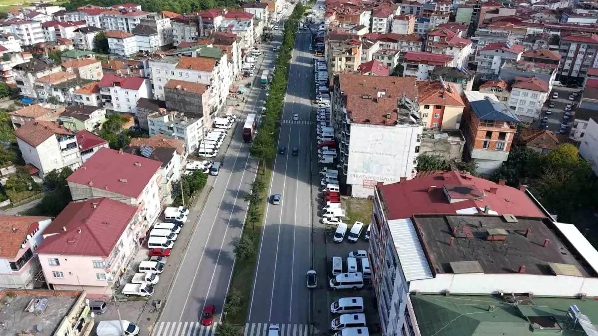 Terme, Türkiye'nin Minibüs Satış Merkezi Haline Geldi