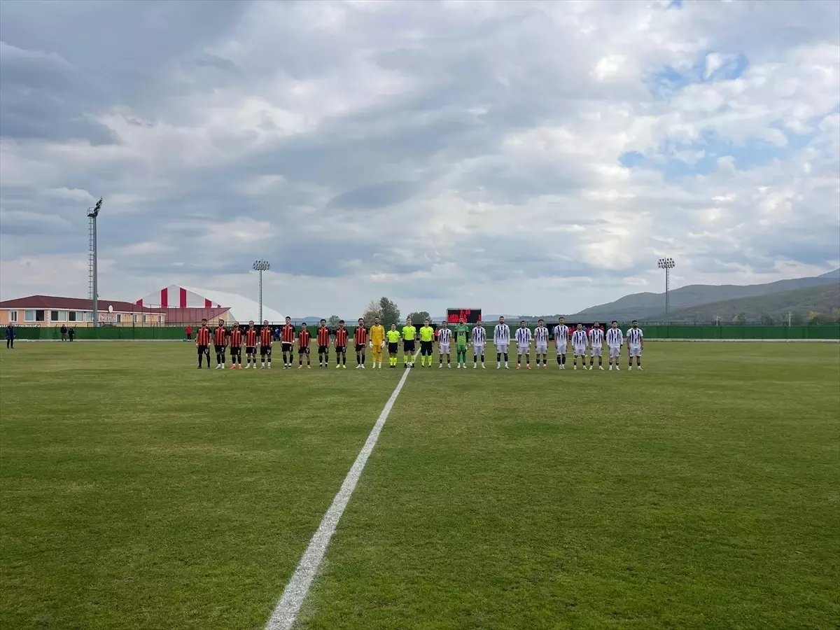 Ladik Belediyespor ve Sinopspor 3-3 Beraber Kaldı