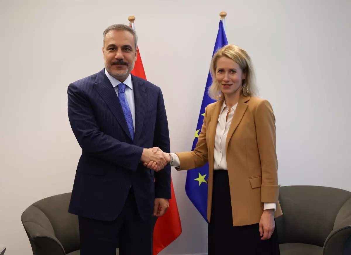 Dışişleri Bakanı Hakan Fidan Lüksemburg'da Görüşme Gerçekleştirdi