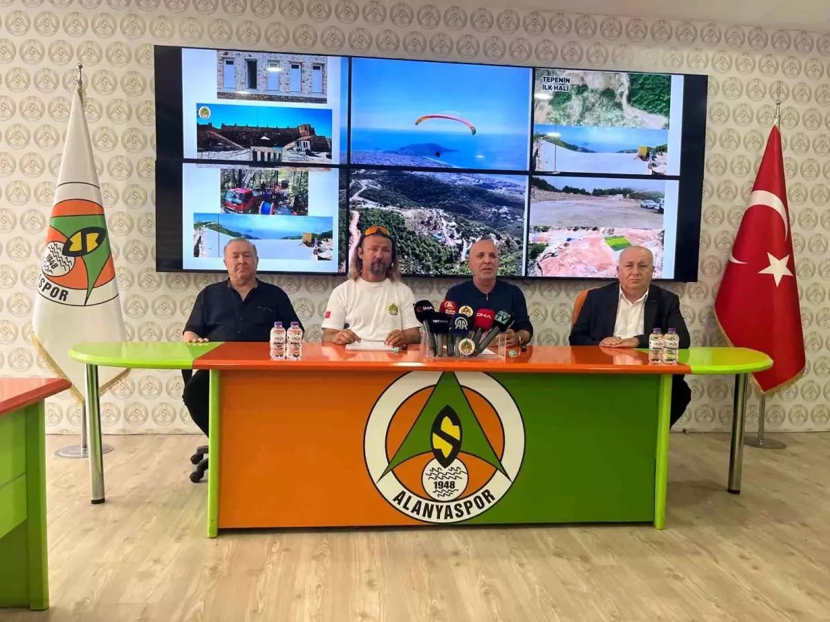 Alanyaspor Yönetiminden Yamaç Paraşütü İddialarına Yanıt