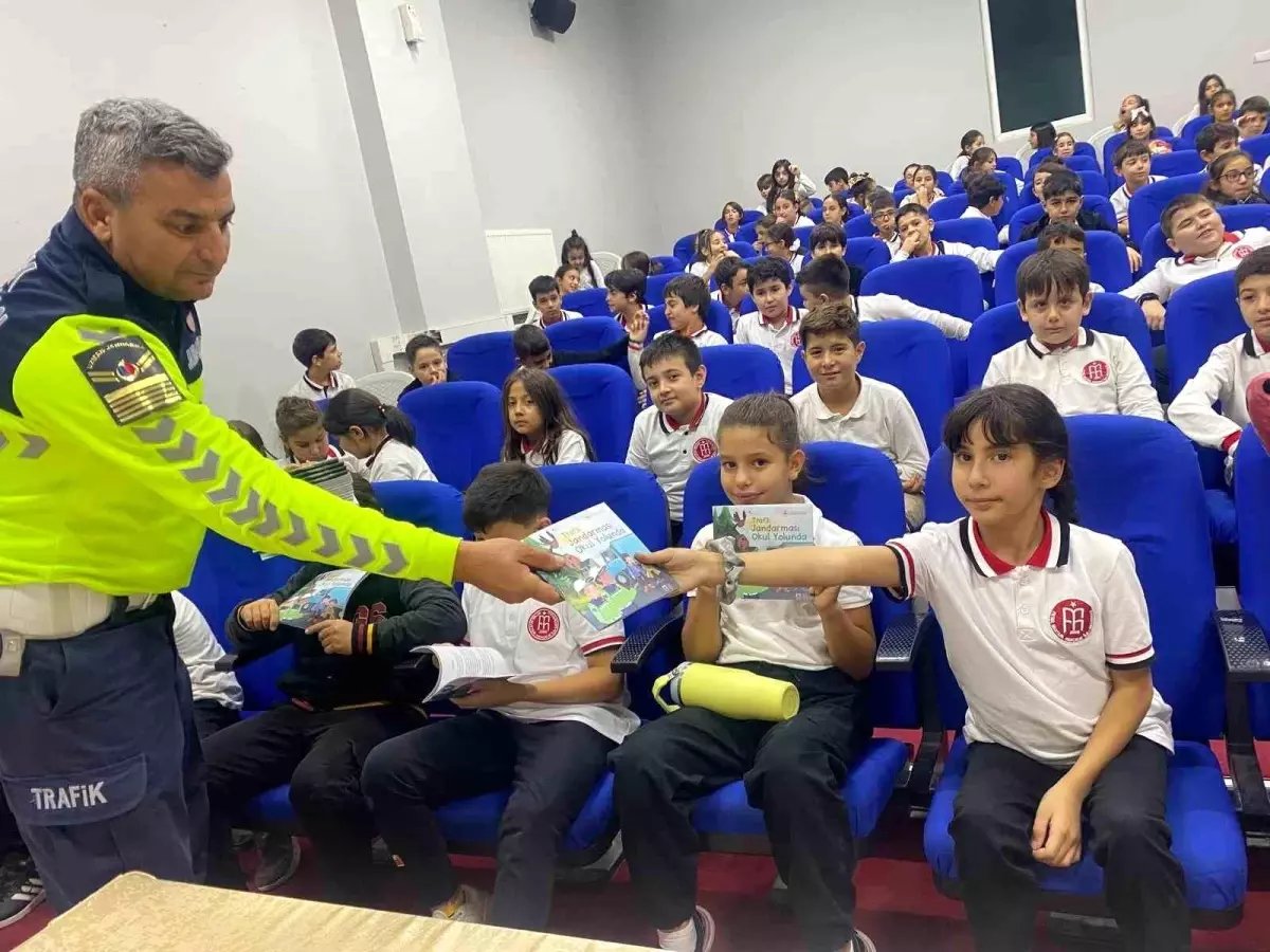 Kayseri'de 142 Öğrenciye Trafik Kuralları Eğitimi