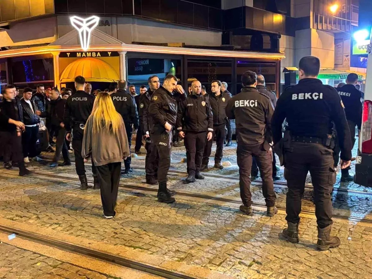 Kocaeli'de Alkollü Mekanda Silahlı Kavga: 2 Yaralı