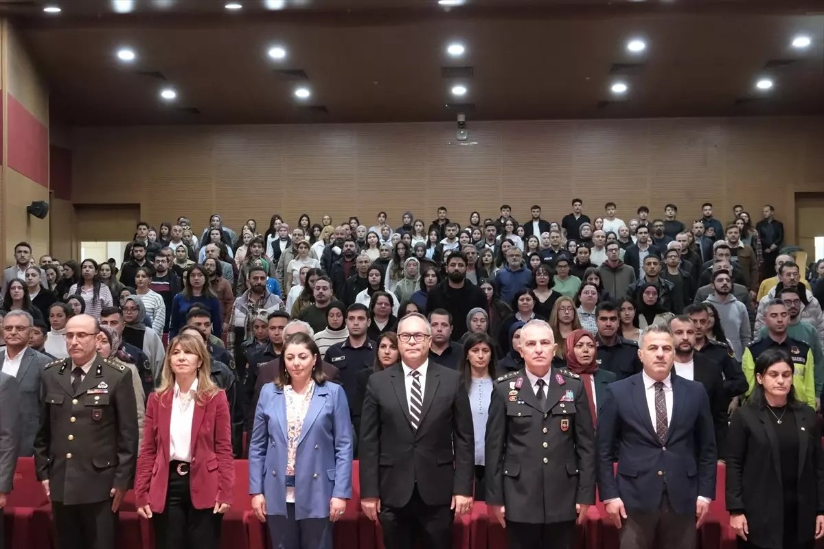 Hitit Üniversitesi'nde İdari Tarih Konferansı