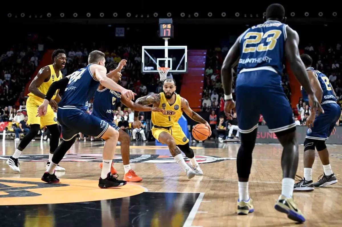 Mersin Spor, Karditsa Iaponiki'yi 81-73 Yenerek İkinci Galibiyetini Aldı