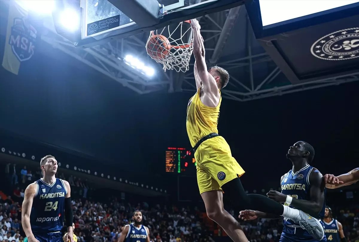 Mersin Spor, Karditsa Iaponiki'yi 81-73 Yendi