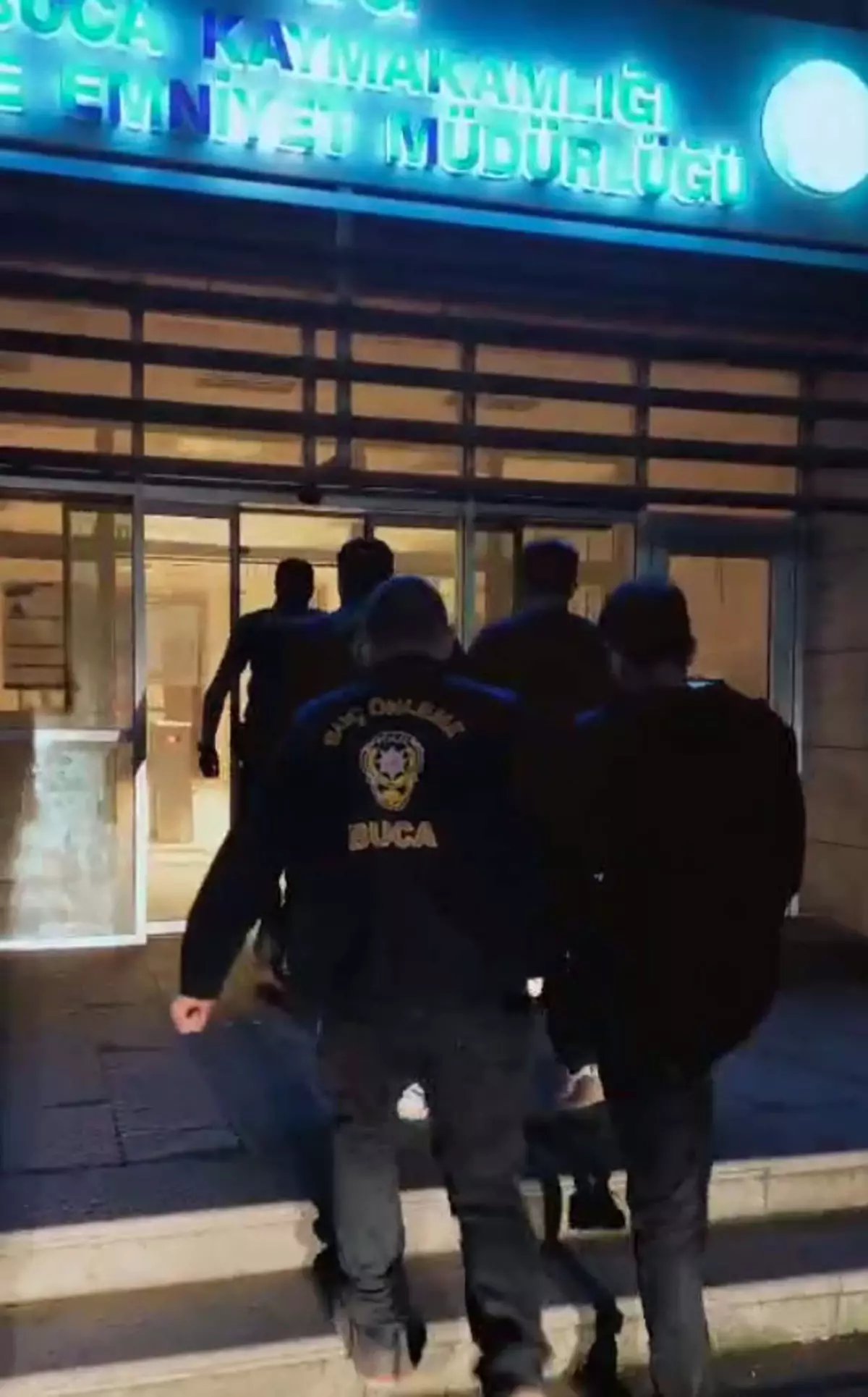 İzmir Buca'da Uyuşturucu Operasyonu: 3 Gözaltı