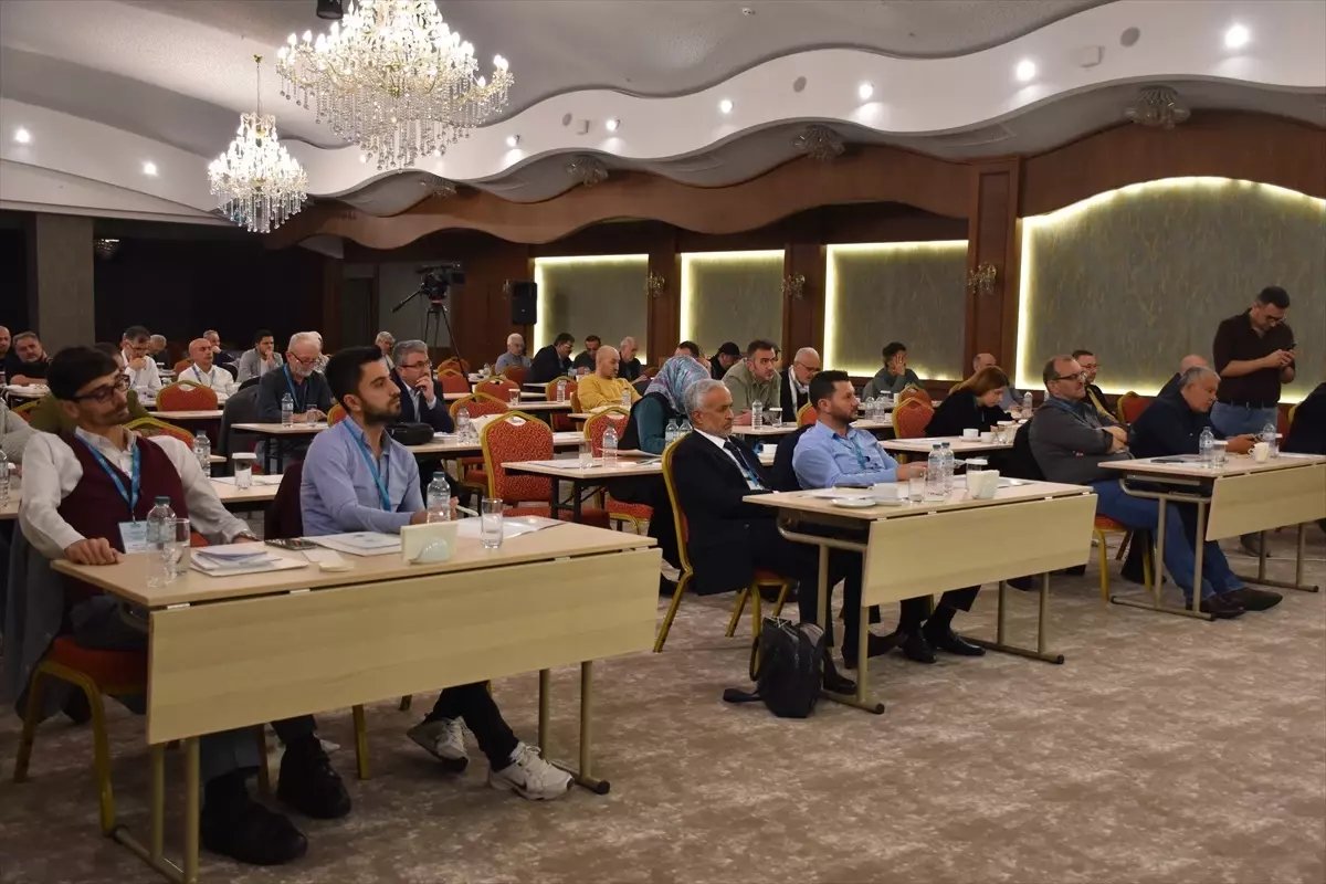 Trabzon'da Türkiye Dil ve Edebiyat Derneği Toplantısı Gerçekleşti