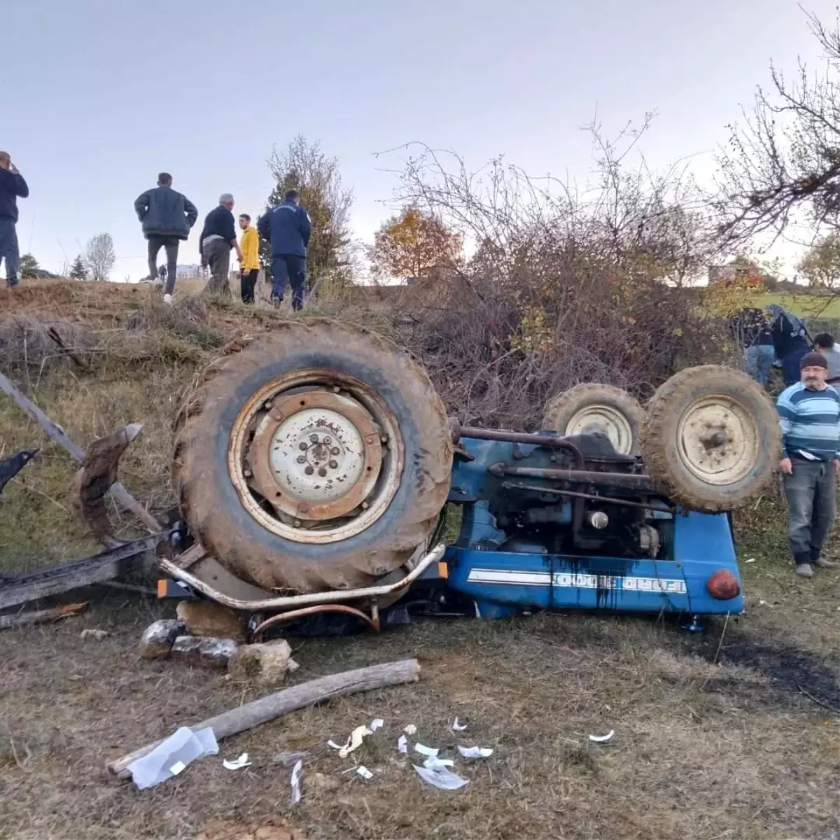 Kastamonu'da Traktör Devrildi, Sürücü Yaralandı