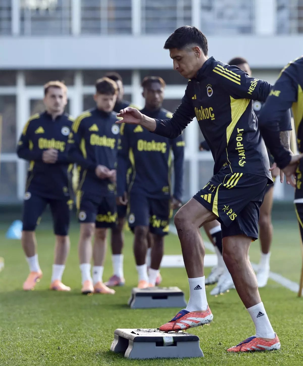 Fenerbahçe, Beşiktaş Derbisi Öncesi Hazırlıklarını Tamamladı