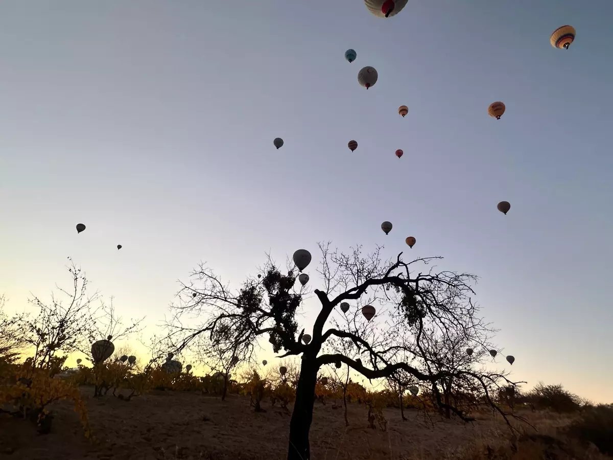 Kapadokya'nın Sonbahar Güzelliği Ziyaretçileri Büyülüyor