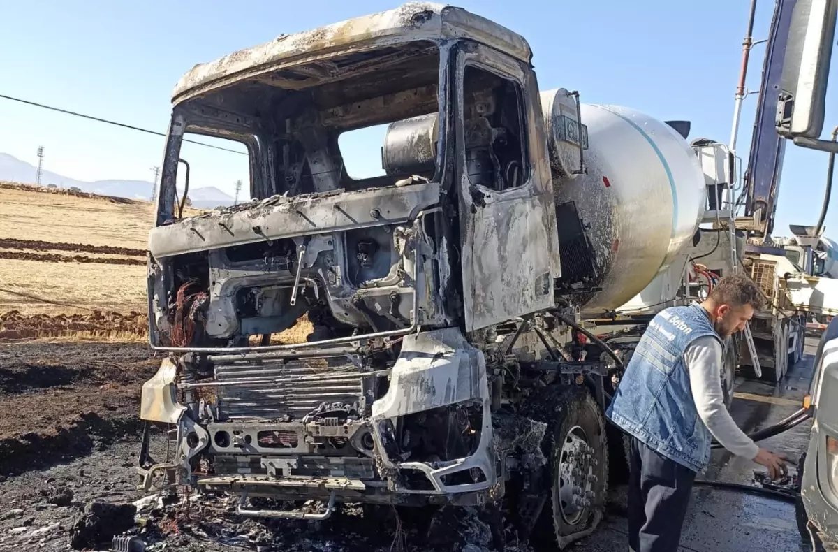 Gaziantep'te Beton Mikseri Yangını: İtfaiye Müdahale Etti