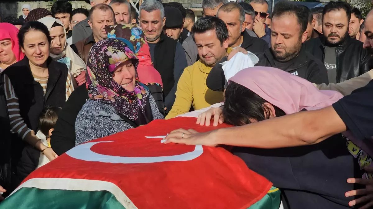 Zonguldak'ta Kahvehanede Cinayet: Fuhuş Çetesi İddiası