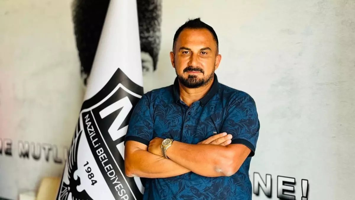 Nazillispor'da Teknik Direktör Yüksel Yeşilova Görevden Ayrıldı