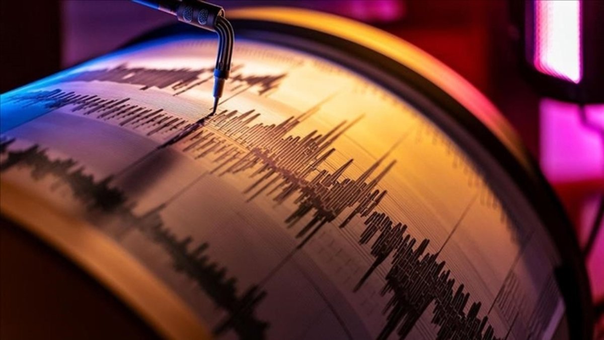 Türkiye-Ermenistan sınırında 4.2 büyüklüğünde deprem meydana geldi