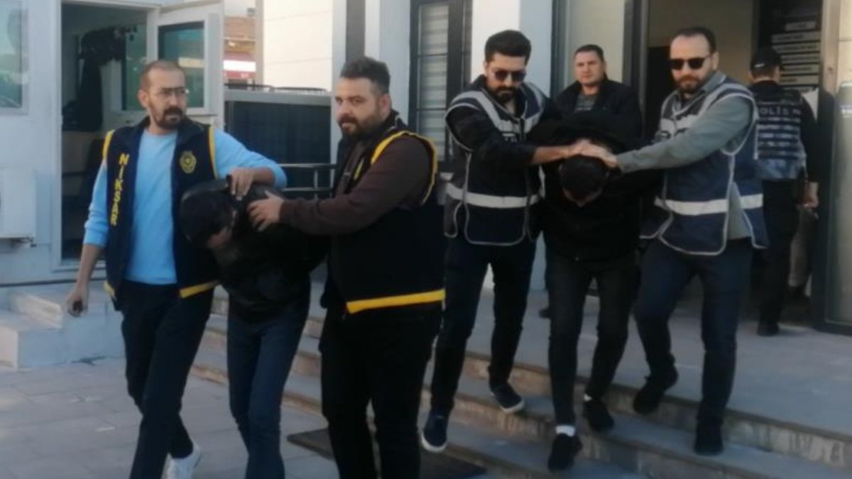 Tokat'ta yaşlı çifti dolandıran sahte polisler yakalandı