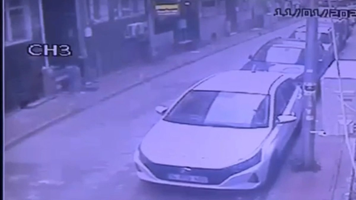 İstanbul'da bayılan epilepsi hastasının telefonunu çaldı