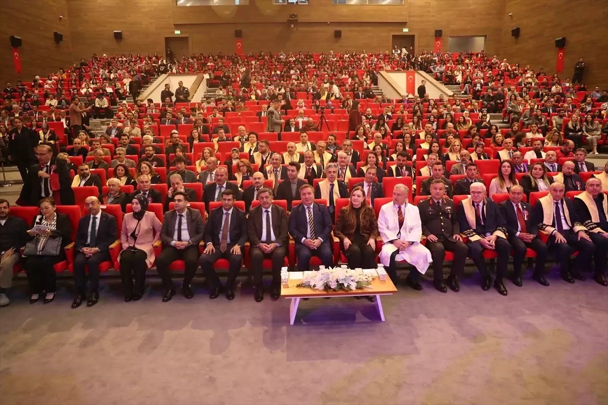 Erzincan Binali Yıldırım Üniversitesinde 2025-2026 Akademik Yılı Açılış Töreni