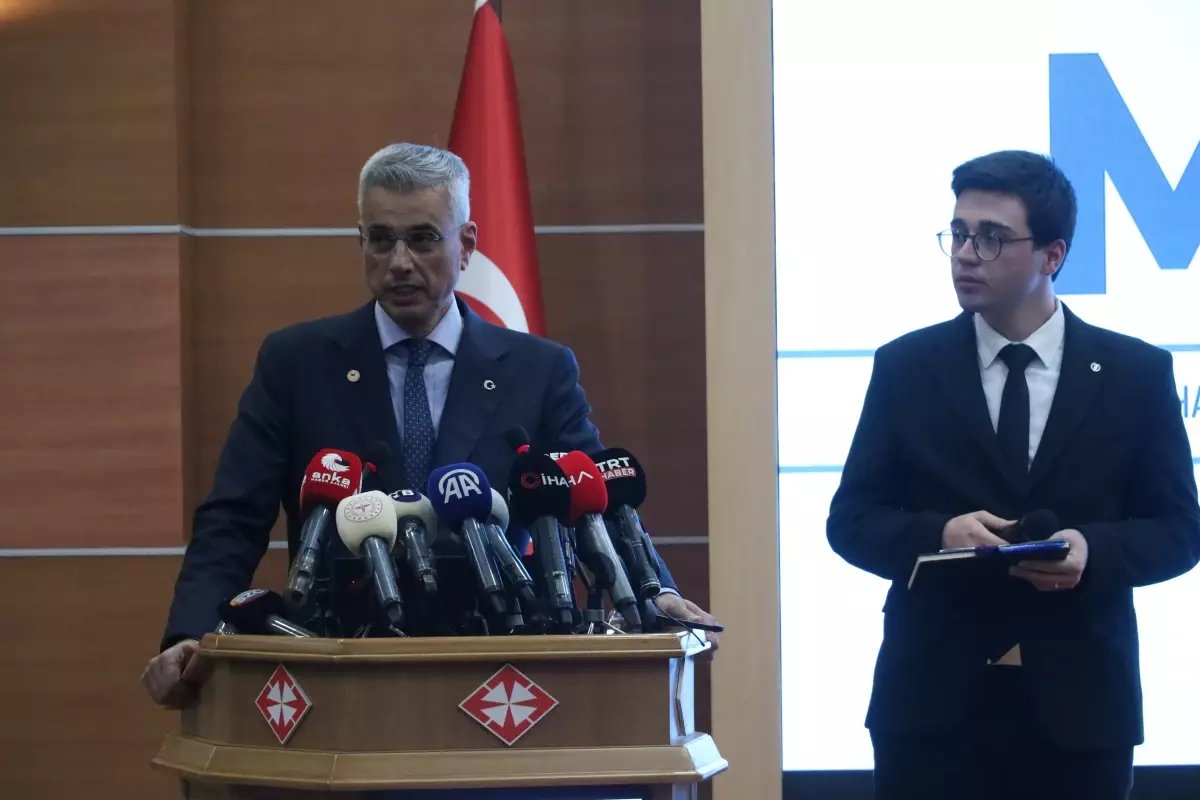 Sağlık Bakanı Memişoğlu, Organ Bağışı Haftası ve Böbrek Nakli'nin 50. Yılında Başkent Üniversitesi'nde Konuştu