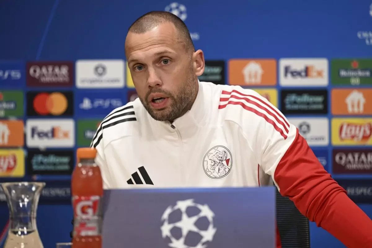 John Heitinga, Osimhen'i dünyaca ünlü iki eski golcüyle kıyasladı