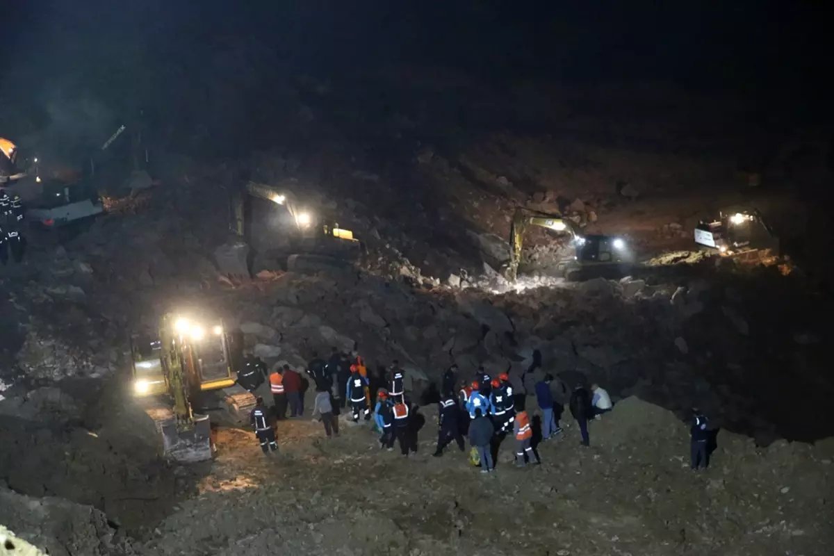 Ordu'da taş ocağındaki göçükten 1 işçinin cansız bedeni çıkarıldı