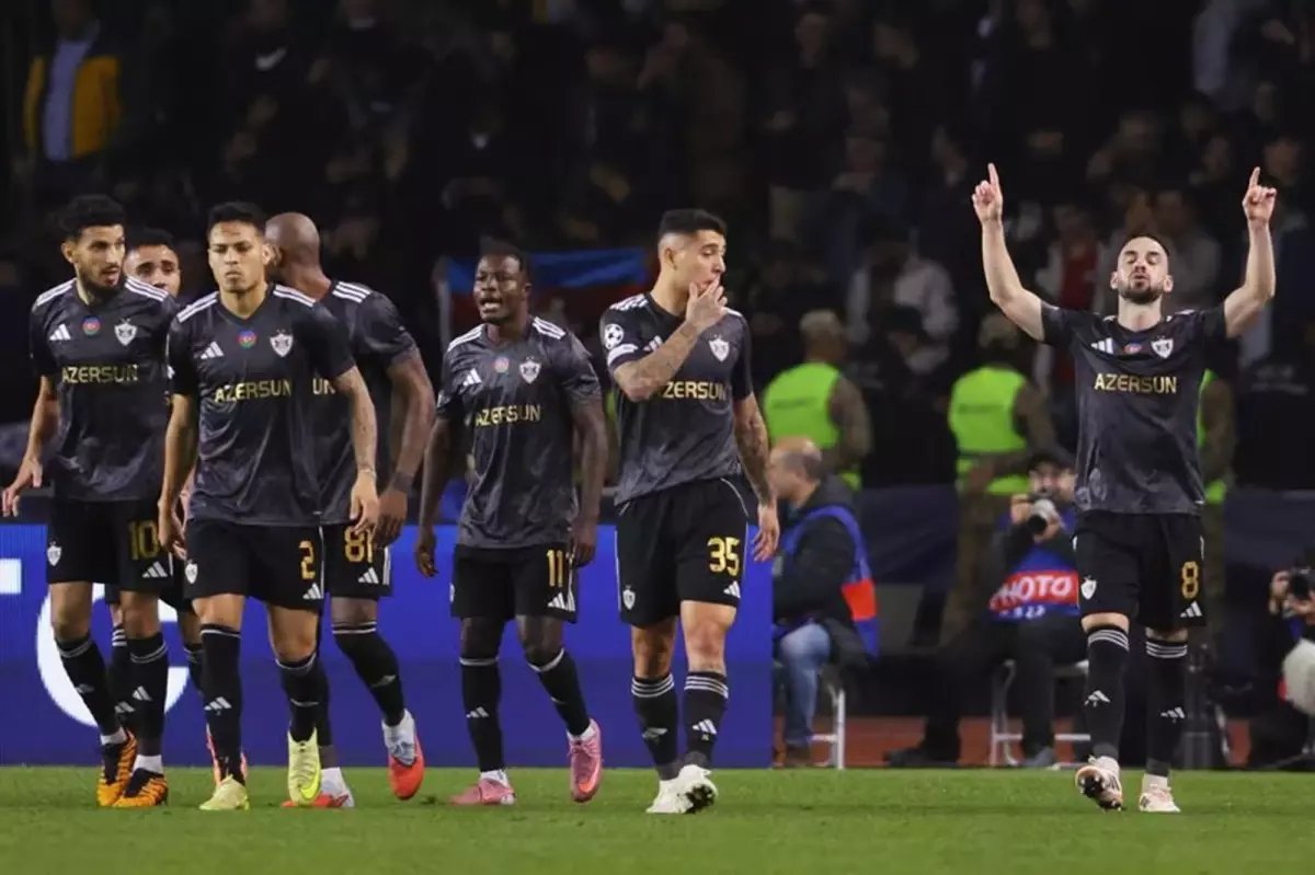 Karabağ ve Chelsea 2-2 Beraberlik Sağladı