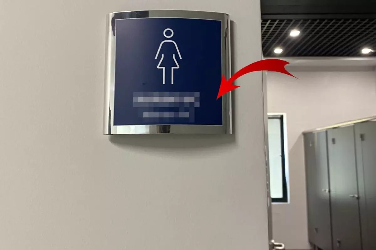 Kadın WC tabelası gitti, yerine gelen bir hayli ilginç