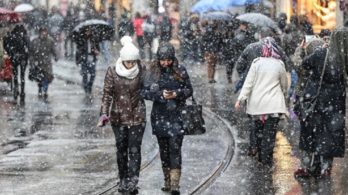 Kar geliyor: Montları hazırlayın, tarih belli oldu