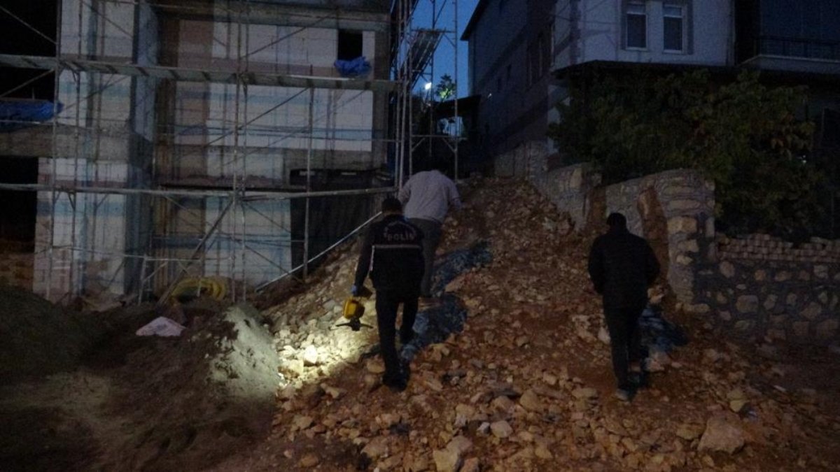 Malatya'da inşaatta düşen işçi can verdi
