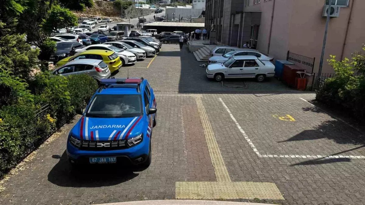 Zonguldak'ta 8 Yıl Hapis Cezası Olan Firari Hükümlü Yakalandı