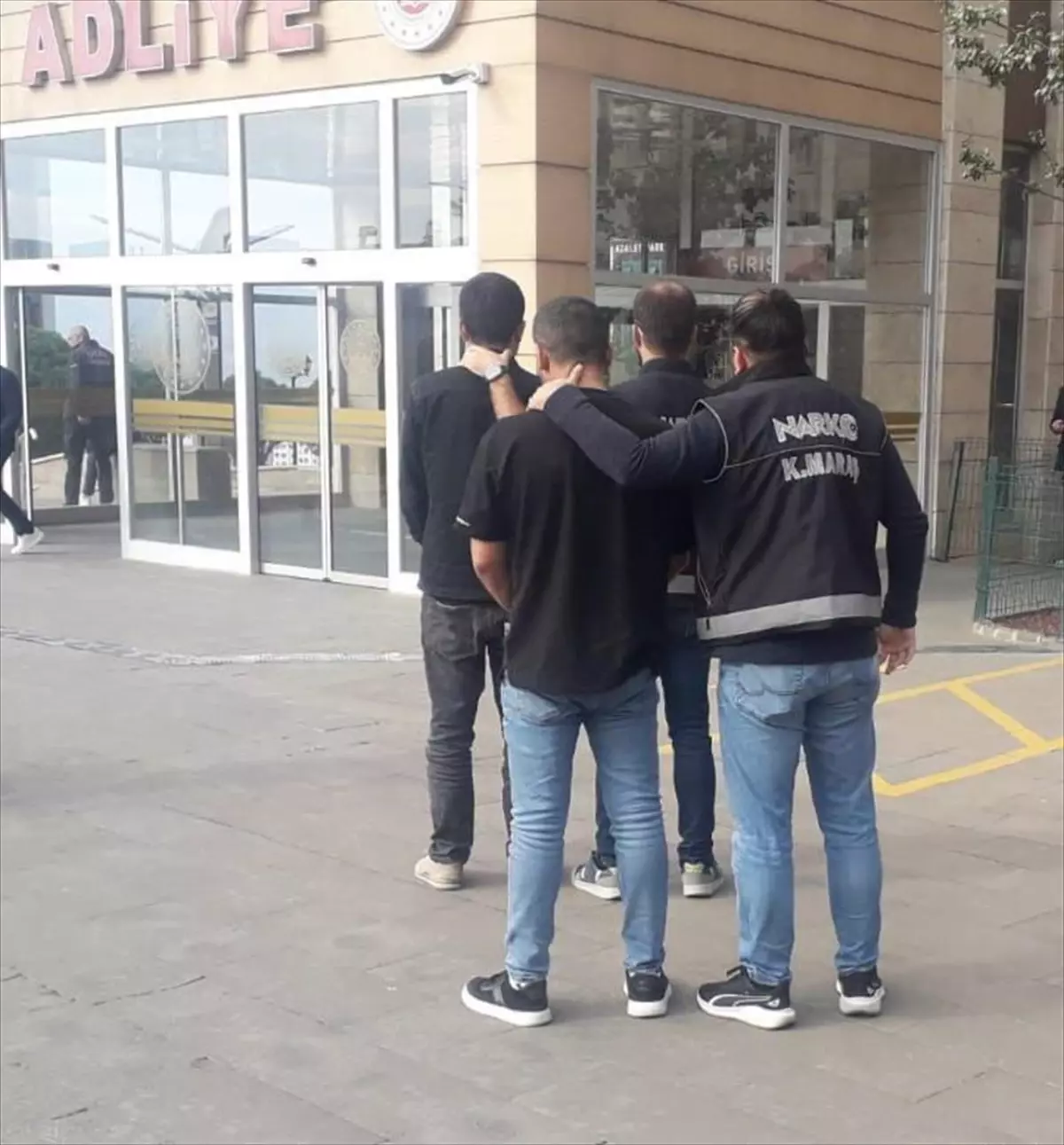 Kahramanmaraş'ta Uyuşturucu Operasyonu: 2 Şüpheli Tutuklandı