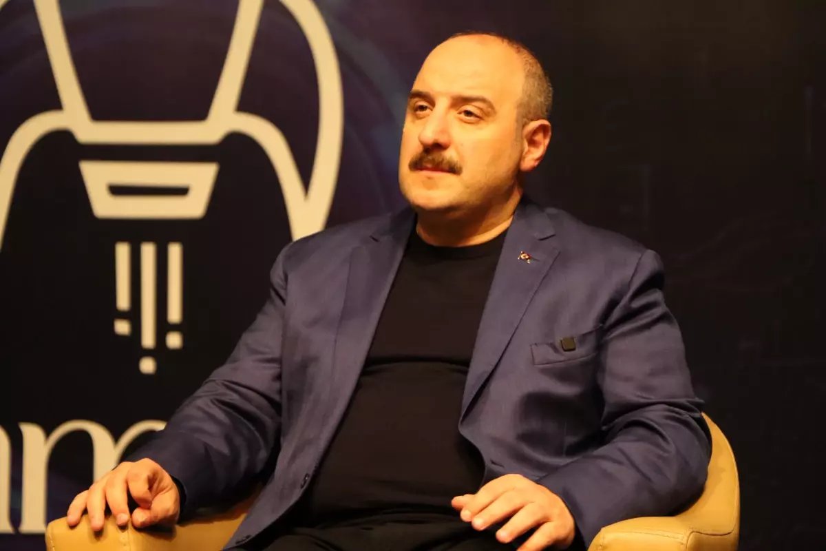Mustafa Varank: Türkiye'nin En Büyük Sorunu Sağlıklı Bir Muhalefetin Olmayışı