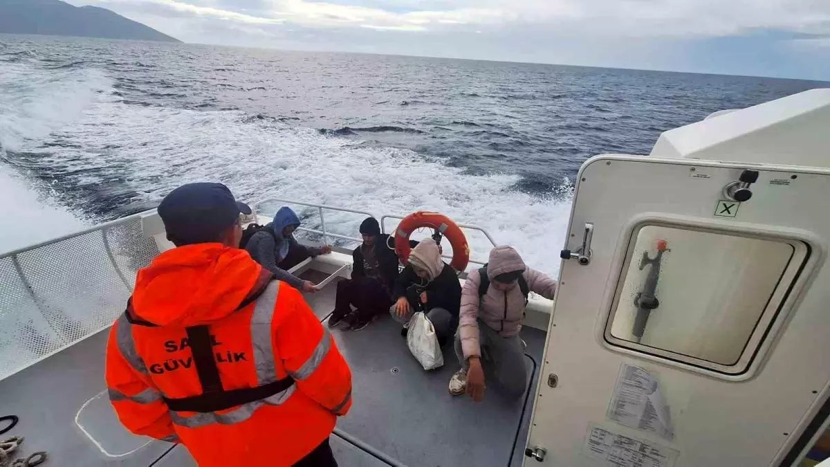 Fethiye'de 4 Düzensiz Göçmen Kurtarıldı