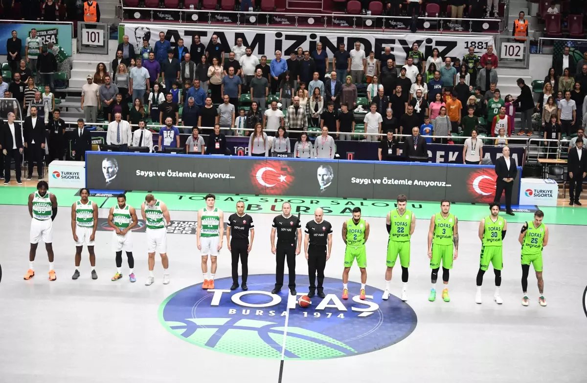 TOFAŞ, Bursaspor Basketbol'u 84-70 Yenerek 7. Haftayı Galibiyetle Tamamladı