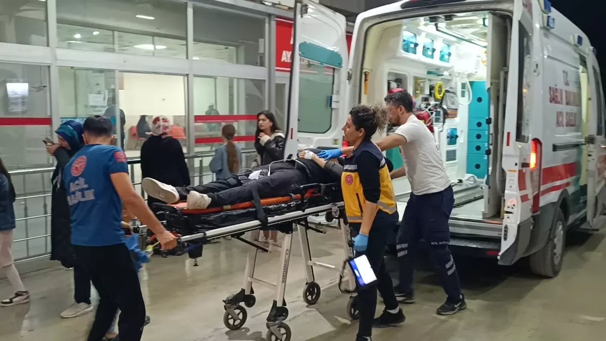 Kozan'da Motosiklet Kazası: Sürücü Yaralandı