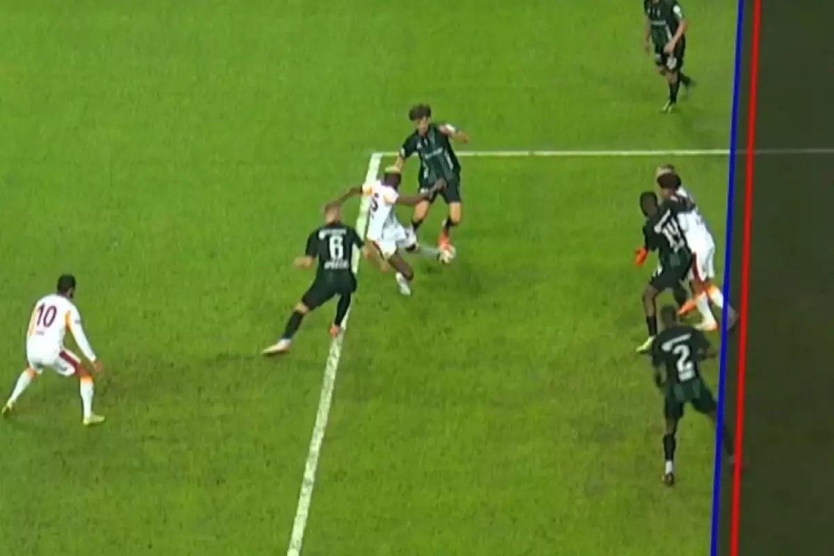 Türkiye'nin konuştuğu pozisyon! Osimhen'in golü iptal edildi