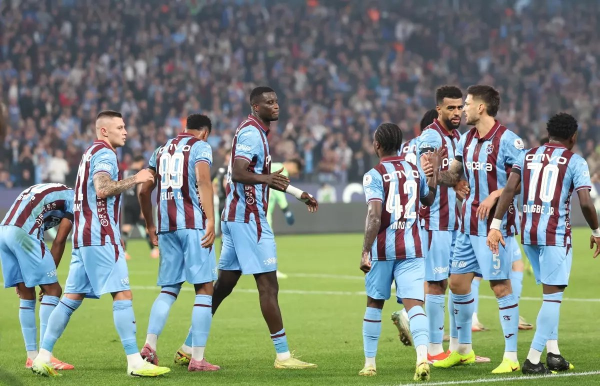 Trabzonspor, Alanyaspor ile 1-1 Beraber Kaldı