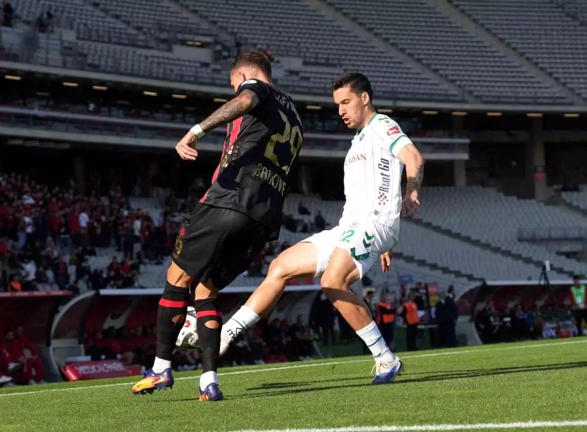 Karagümrük 0-0 Konyaspor: İlk 15 Dakika