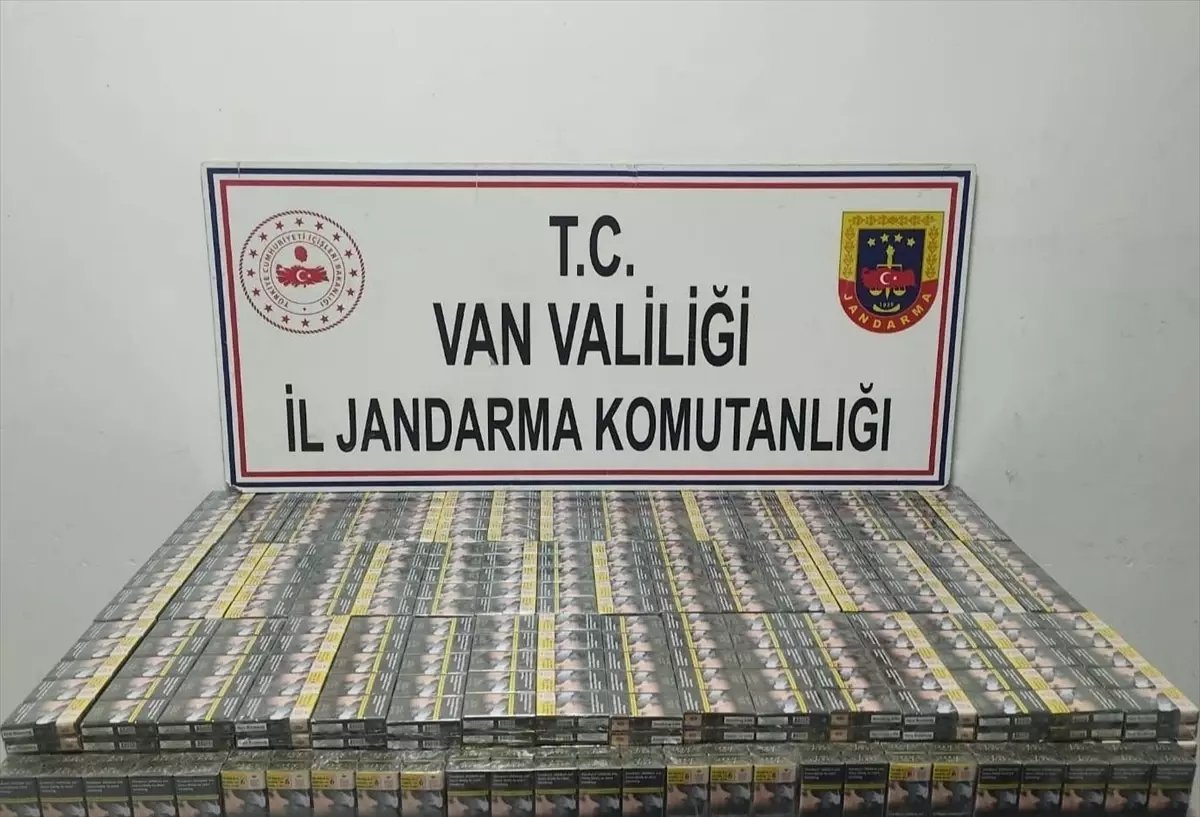 Başkale'de 1980 Paket Kaçak Sigara Ele Geçirildi