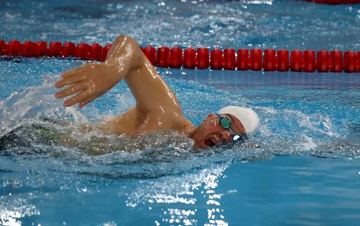 Kırklareli'nde Uluslararası Masterlar Kısa Kulvar Yüzme Şampiyonası Devam Ediyor