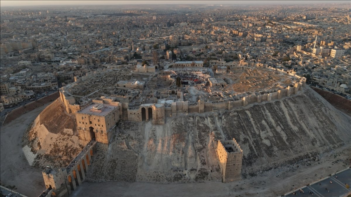 AK Parti, Halep'teki kültürel miras için adım attı