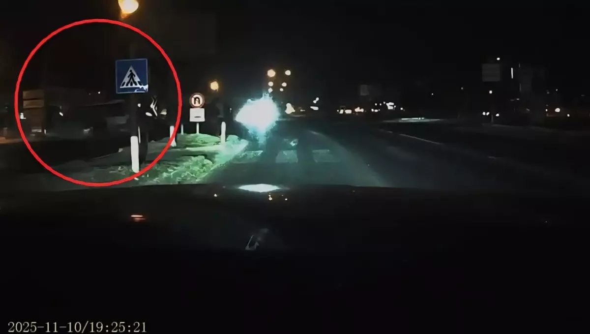 Mersin'de Yolcu Minibüsü Sulama Kanalına Düştü: 10 Yaralı