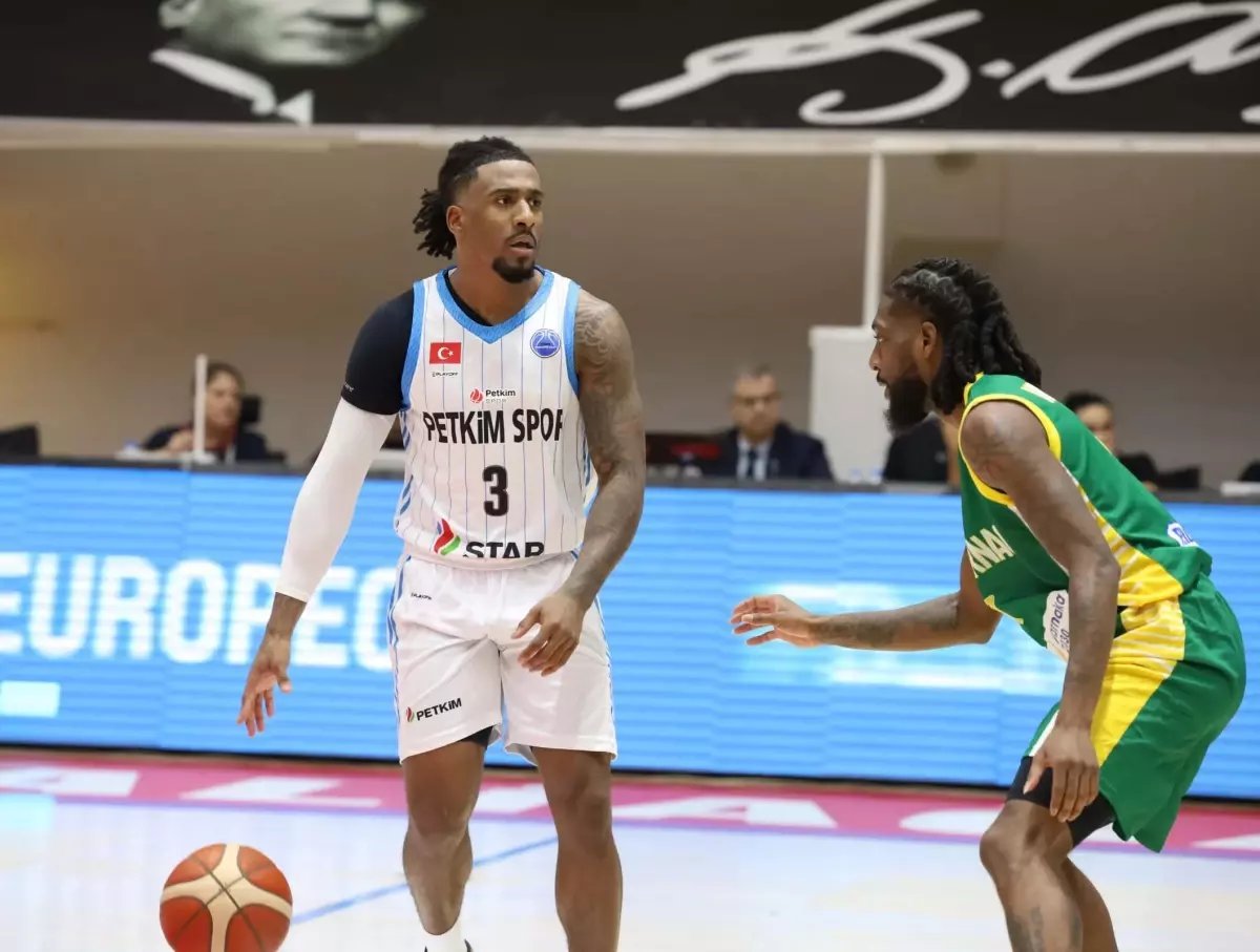 Aliağa Petkimspor, Petrolina AEK Larnaca'yı Farklı Geçti