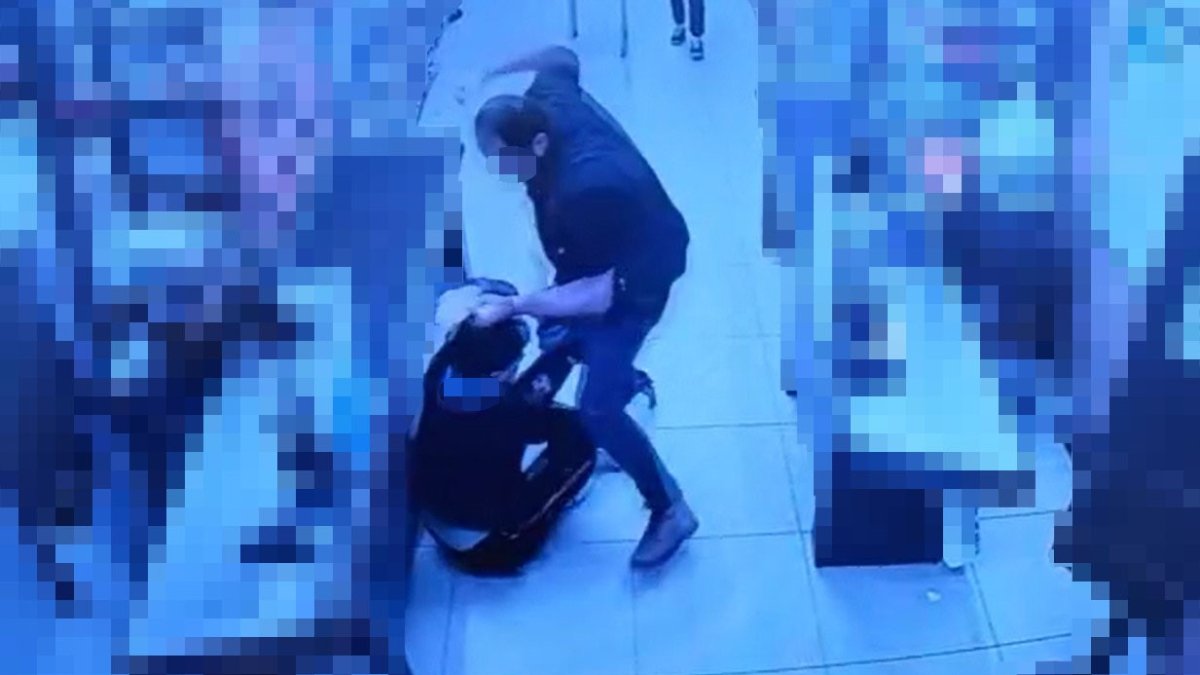 Kocaeli'de yere şeker döken çocuğu uyaran kasiyer öldüresiye darbedildi